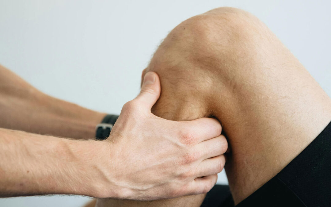 Cell-free stem cell-derived extract formulation for treatment of knee osteoarthritis